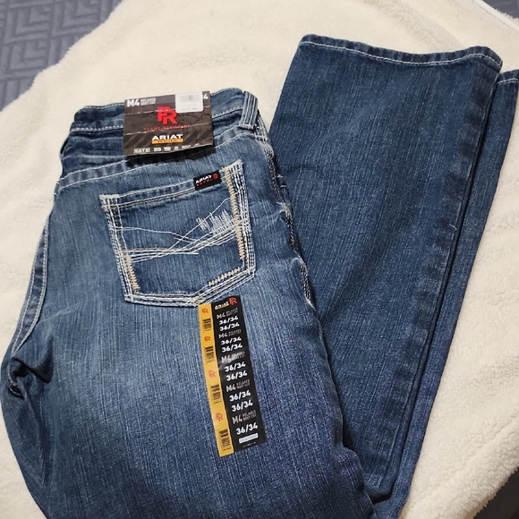 Ariat Men's Relaxed Bootcut Fit M4 Flame Resistant Denim Jeans - Picture 5 of 7